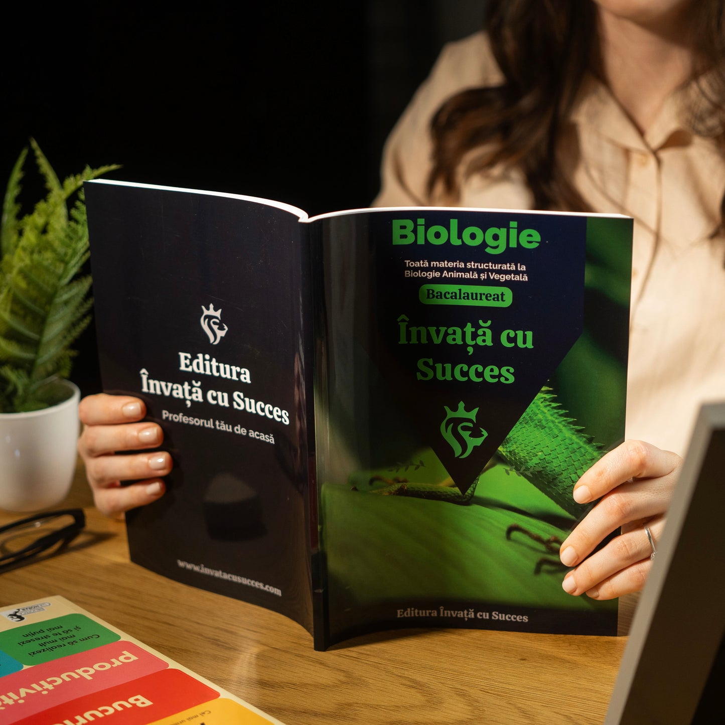 Toată materia structurată la Biologie Vegetală și Animală clasele 9-10