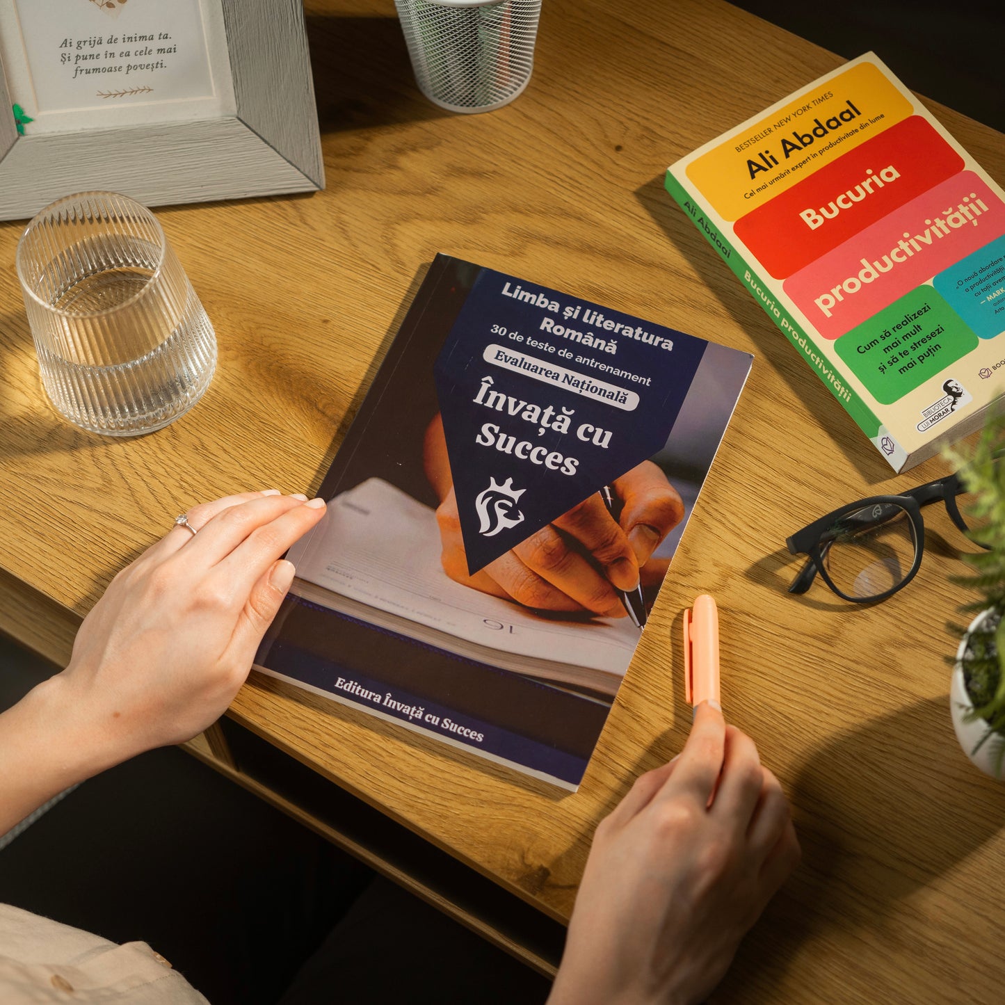 Carte cu 30 Teste de Antrenament pentru Evaluarea Națională la Limba și Literatura Română + Rezolvări
